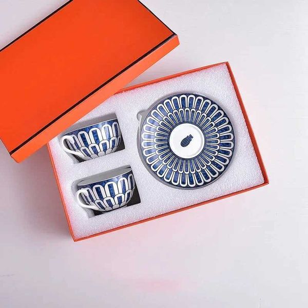 Mugs Tea Cup and Sauce Gold Ceramic Cup Creative Table Piece Mosaic with Gift Box Coffee Cup Tea Set Chinese Tea Cup Set Art T240829