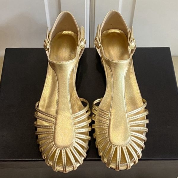 Luxury sandals for women classic designer shoes solid color hollow lettering fashion shoes summer outing pearl heels new Valentine&#039;s Da