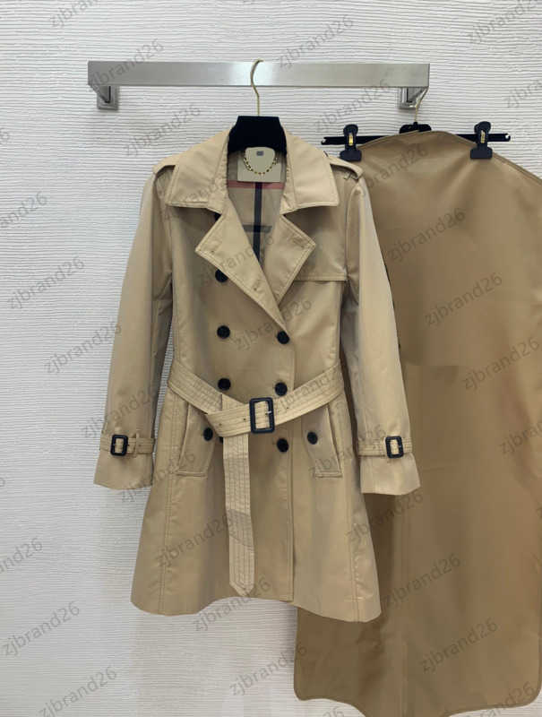 Trench Coat Designer Womens Retro Double-breasted Design Slim Lace-up Coats Lapel Epaulettes Decorated Windbreak Medium Style Outerwear Women Jacket