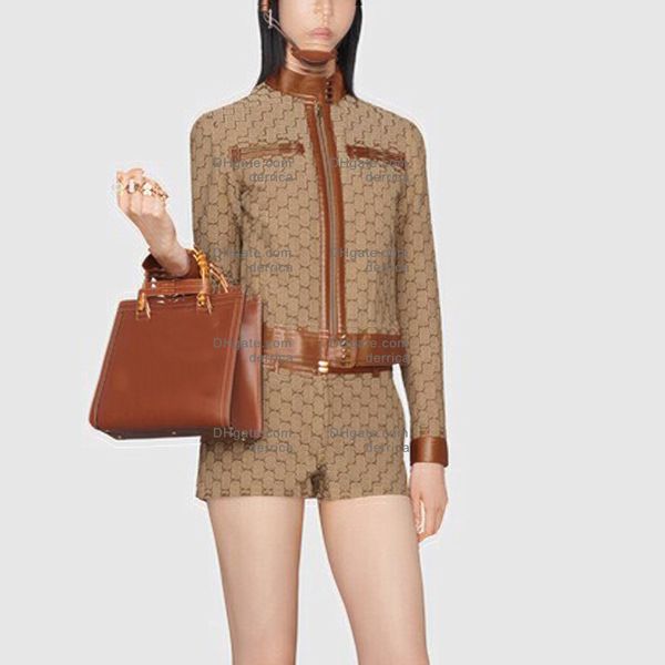 Luxury women designer jacket Two Piece Set pant short skirt clothing outerwears crew neck brand clothing long sleeves leisure style sportswe