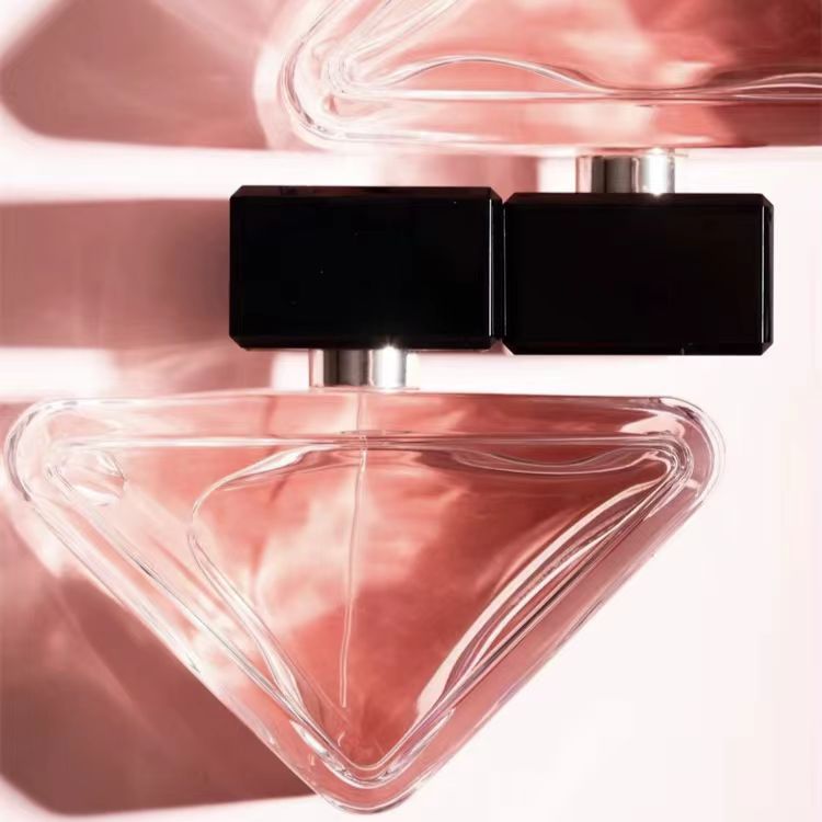 Designer women men Eau De Parfum Perfumes 90ml 100ml charming body mist good smell Long Time Leveing spray high quality fast ship