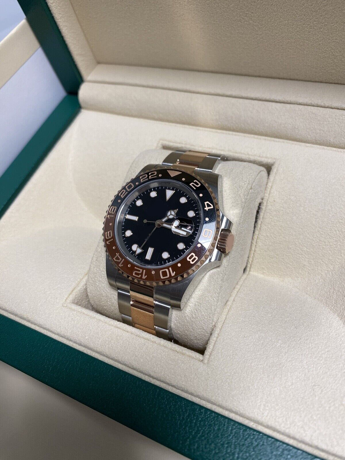 Brand new luxury watch sapphire Automatic watch 126711CHNR 2023 Steel And Rose Root Beer Box And Papers Stainless Steel Mens Watch Wristwatches