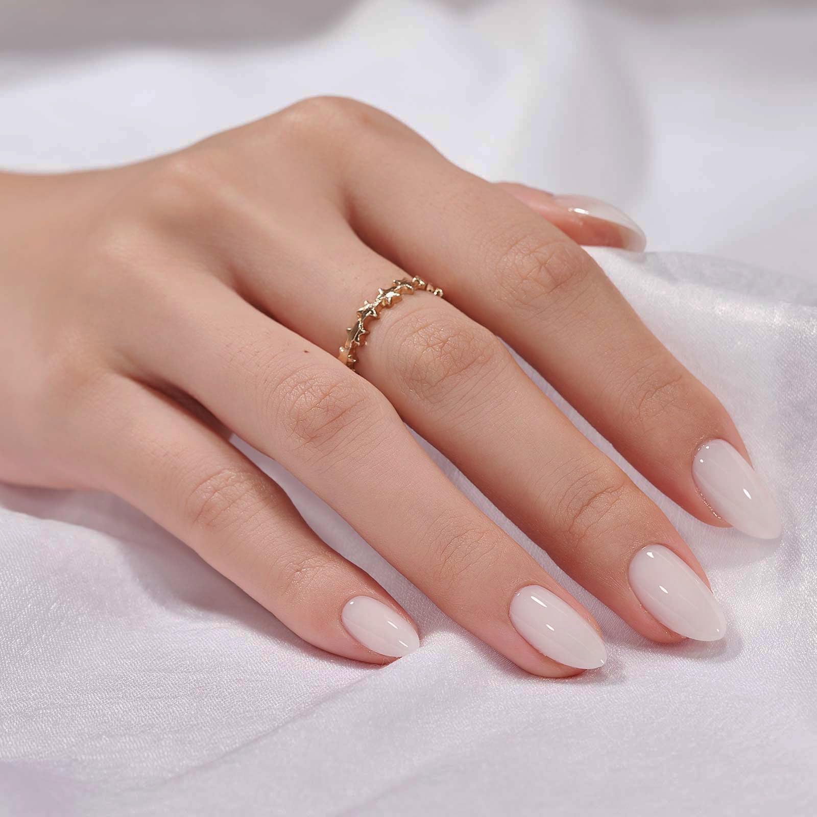 Durable And Shiny White Press On Nails, Gentle And Pure Style Suitable For Girls And Women To Wear At Gatherings And Banquets