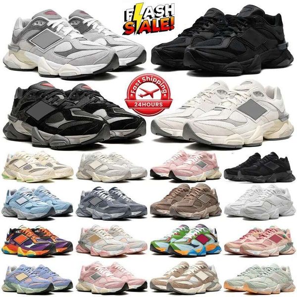 Designer Shoes Men Women Sneakers Rain Quartz Grey Triple White Black Castlerock Sea Salt Crystal Pink Mens Trainers Outdoor Sports Runners