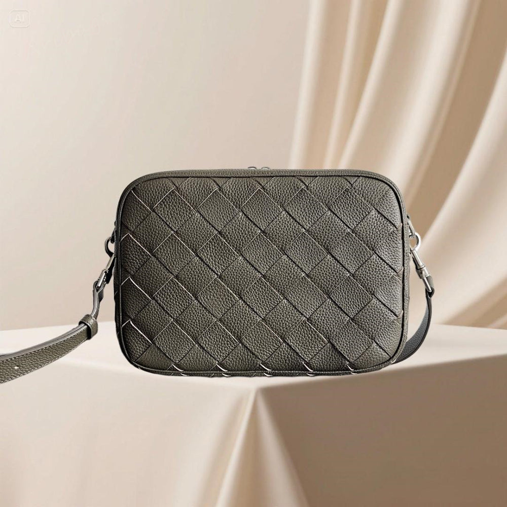 3B11 Cowhide Lychee grain woven men&#039;s bag matte camera bag new premium simple 10A high quality