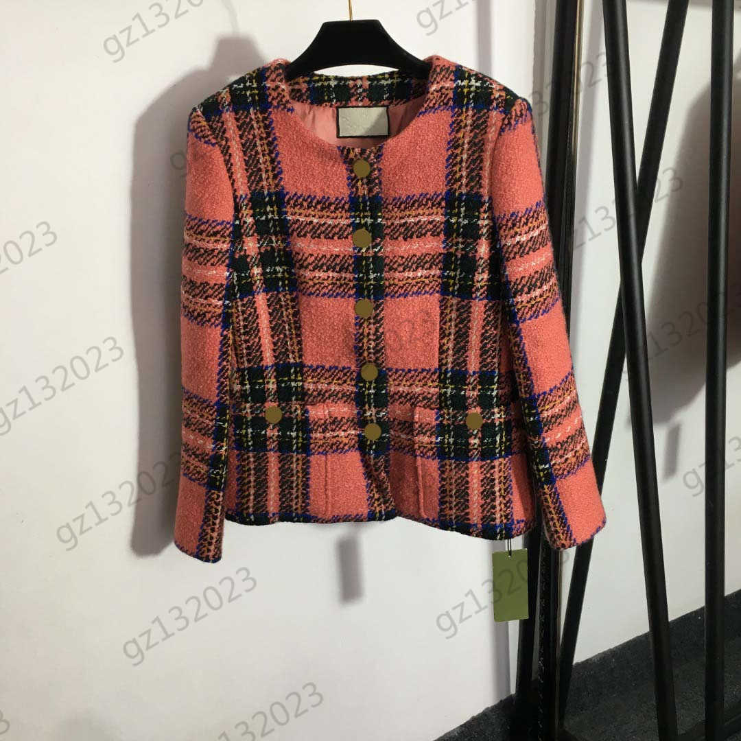 Womens Jackets Contrast Color Check Tweed Round Neck Long Sleeve Buttons Jackets Soft Lining Thick Warm Coats Fashion Designer Brand Women Clothing