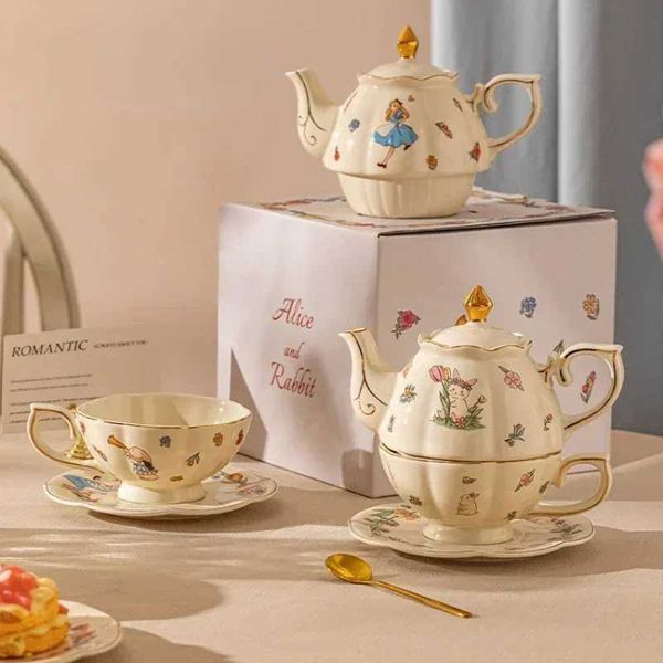 Teaware Sets Luxury Gift Box Cup and Pot Girl and Rabbit Ceramic Teapot Coffee Cup Tableware Set Birthday Gift Teapot Set Q241010
