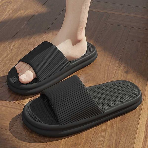 Summer Slippers For Men Flip Flops Beach Sandals Bathroom Non-Slip Slides Men Women Slippers Indoor House Shoes Man Male SlipperC241016