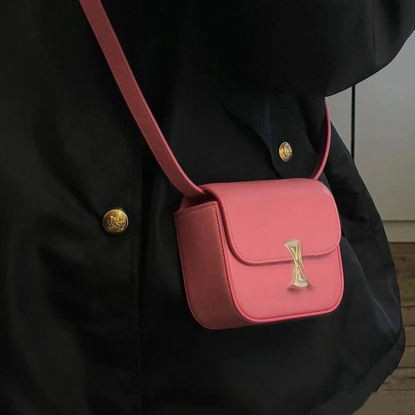 Women Crossbody Bags Mini Belt Bag Cute Lipstick Purses Designer Luxury Ladies Cross Body Pocket Wallets Coin Purses Waist Bag