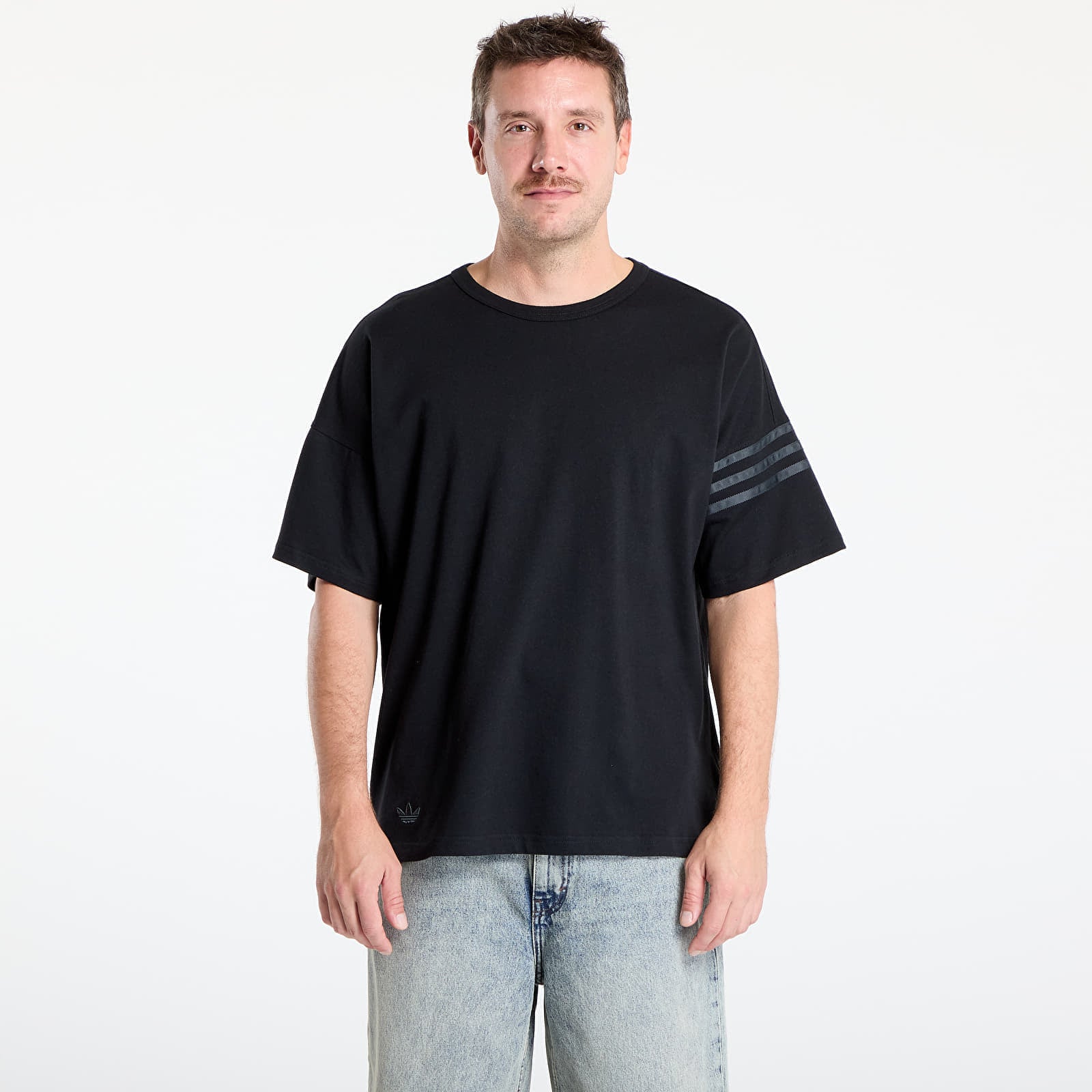 Koszulka adidas Neuclassics T-Shirt Black XL