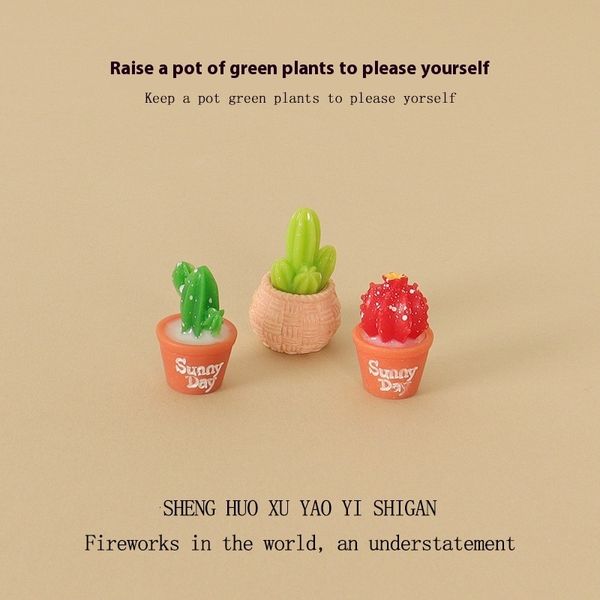 Resin creative crafts, mini cactus potted plants, office desktop ornaments, home micro landscape scene decoration