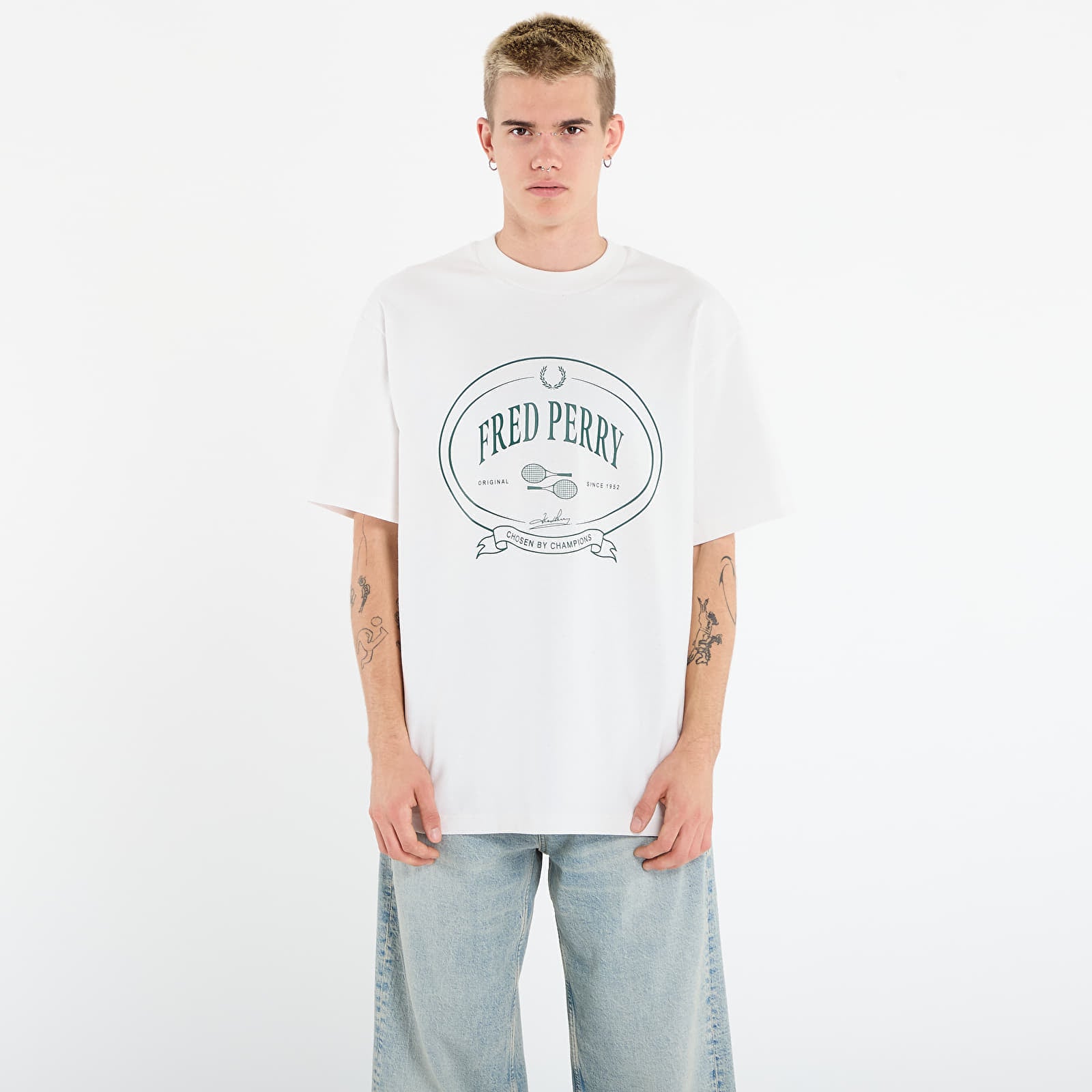 Koszulka FRED PERRY Chosen By Champions T-Shirt Snow White M