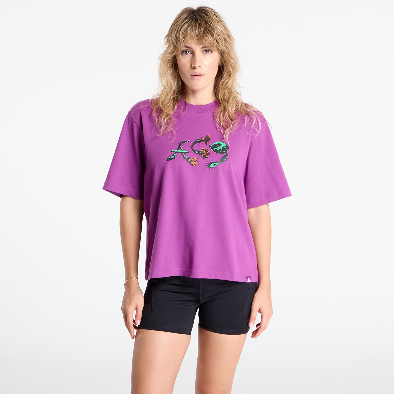 Koszulka Nike ACG Women's Graphic T-Shirt Bold Berry M