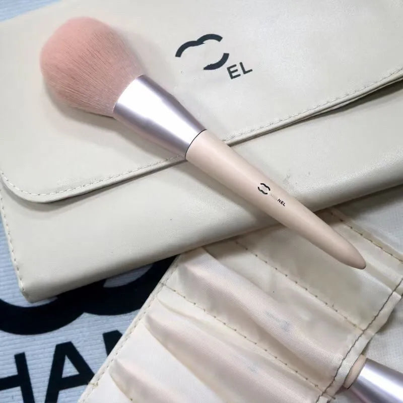 Designer Makeup Brush Letter Logo Print Black Pink Makeup Brush Makeup Tool with Storage Pack 12 Gift Boxes