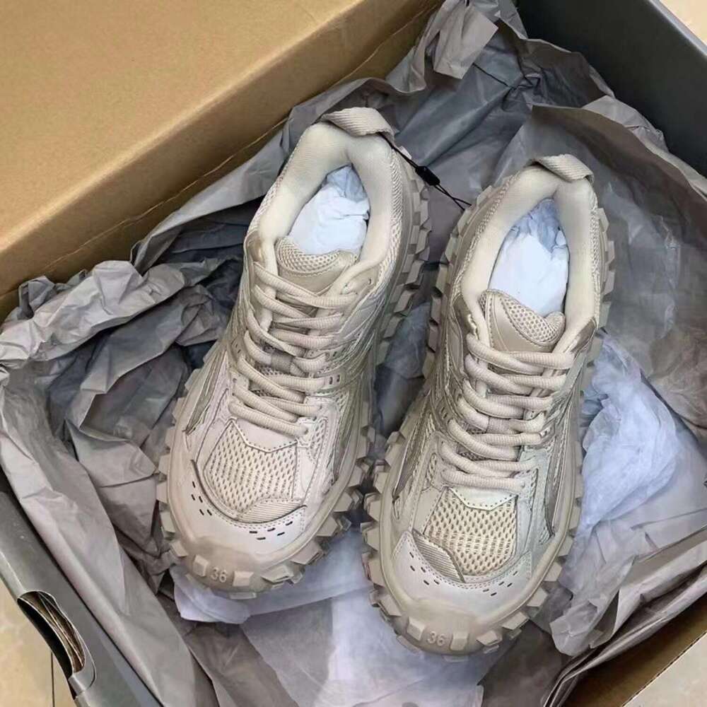 Durian Tank Dad for Women 2024 Spring New Thick-Soled Height-Increasing Tire Shoes Women&#039;s Putian High Version