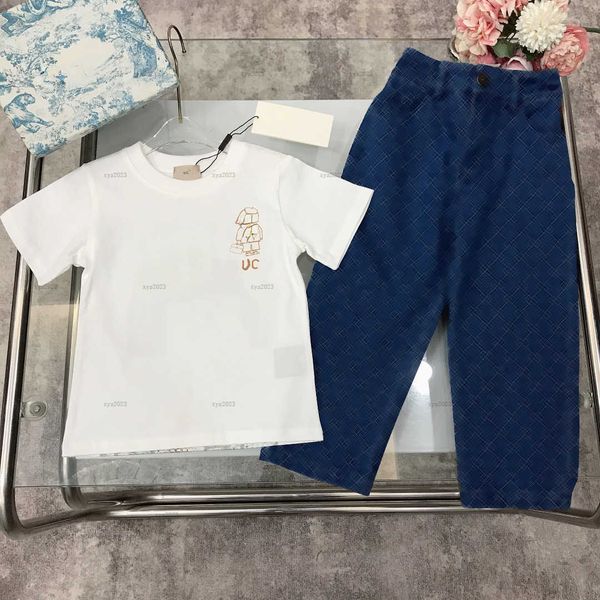 Fashion kids Tracksuits boys Short-sleeved suit designer baby clothes child Summer two-piece suit Crew-neck T-shirt and jeans