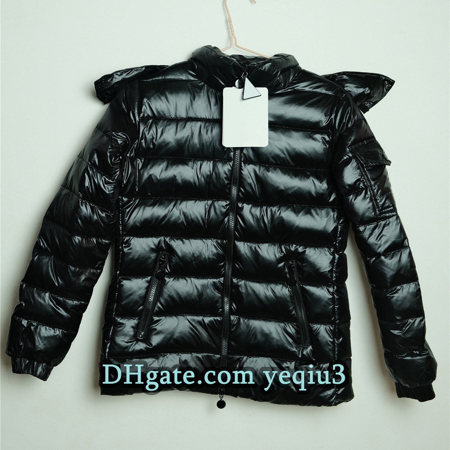 NFC Designer Women Down Parka White Insulated Puffer Jacket With Soft Wolf Fur Collar Quality Fashionable Women Black Down Jacket Girls Parka Down J