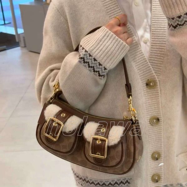 Designer New Coachhandbags Womens Bag Vintage Underarm Ashton Retro Stick Motorcycle Single Shoulder Crossbody Mahjong High Quality Tote Bag