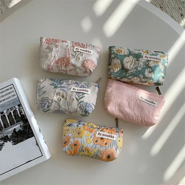 Women Cosmetic Bag Floral Small Makeup Bag Lipstick Bag Beauty Toiletries Travel Organizer Wash Storage Pouch Pencil Case 240816