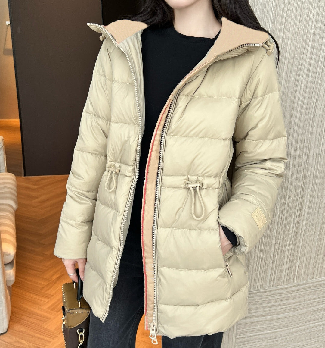 Womens Mid Long Down Jacket Slim Fit Lightweight Warm Fashion Coat Elegant Stylish Outerwear Luxury Premium Quality Puffer with White Goose Down Fil