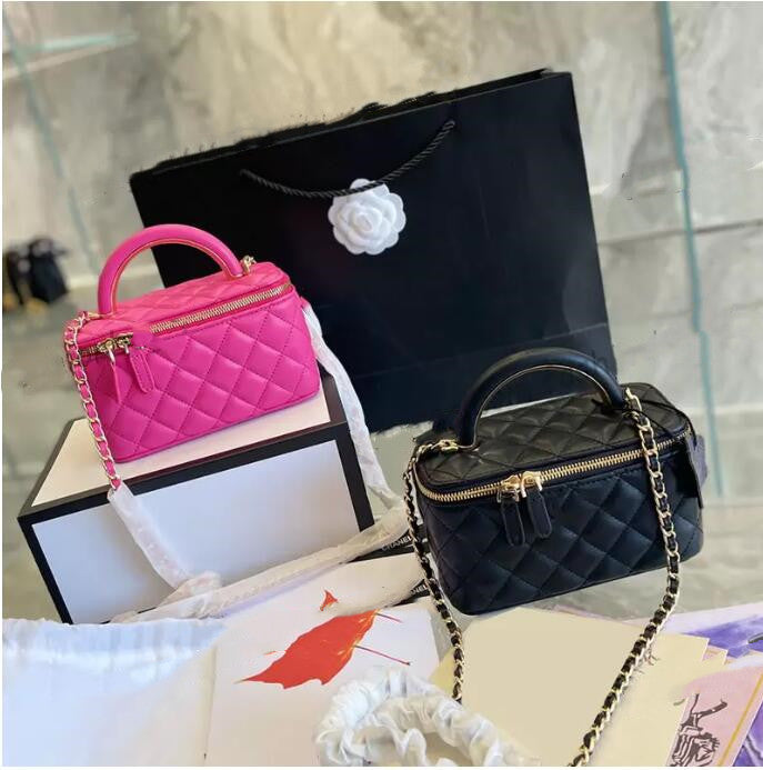 France Womens Classic Quilted Vanity Bag With Mirror Top Co Handle Totes Gold Metal Hardware Matelasse Chain Crossbody Shoulder Cosmetic Case Design