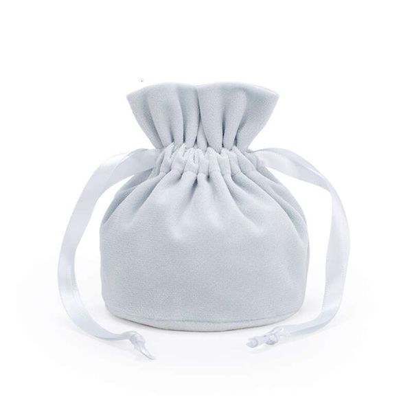 2022 Hot Sale Super Soft Flannel Jewelry 5Pcs-Lot Gift Bags Drawstring Pouches For Christmas Veet Bolsa Can Customized