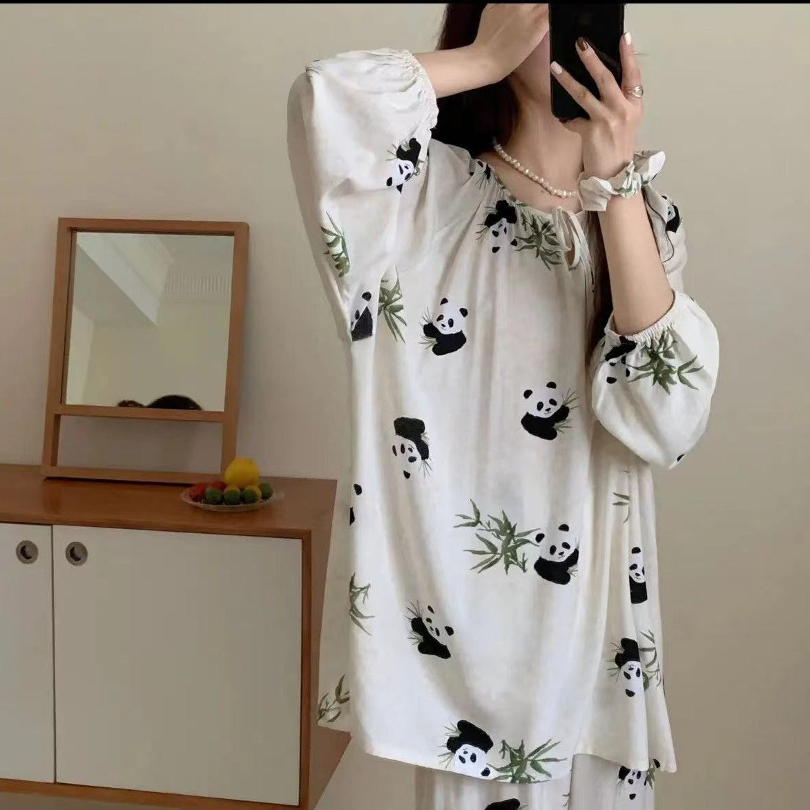 B1033-Sophisticated Female Clothing Combo Tailored Top & Bottoms Suitable All Year Round