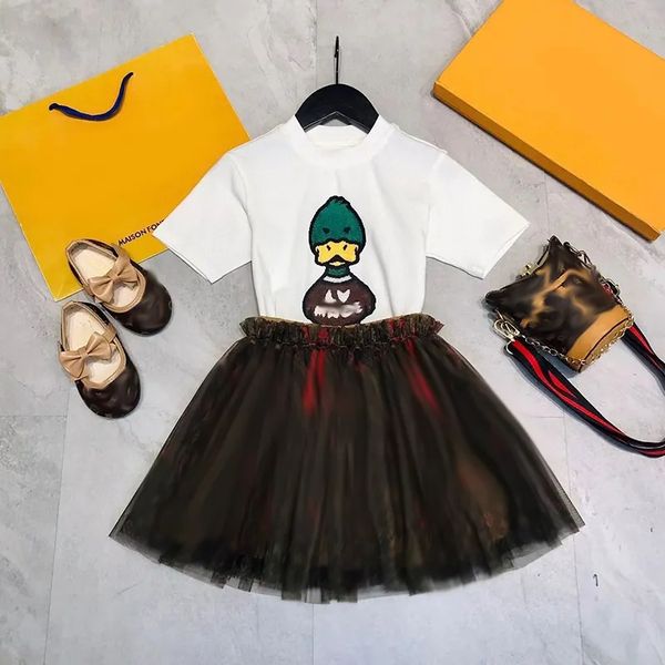 Fashion T-shirts Designer Baby Girls Clothing Children Long Sleeve White T-shirt Classic Brand Clothes Spring Kids Spring Dress Set Luxury L