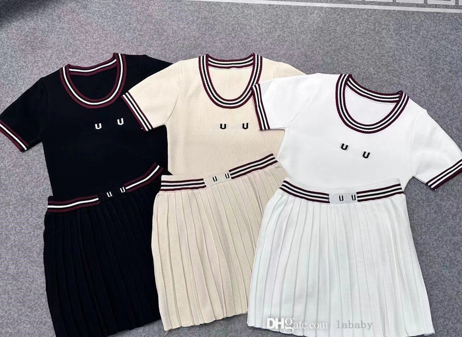 Knitted Designer Skirt Set Fashion Two Piece Set Women Knits Top Sweater And Pleated Half Skirts 2Pcs Luxury Brand Dresses Sets For Women Outfits