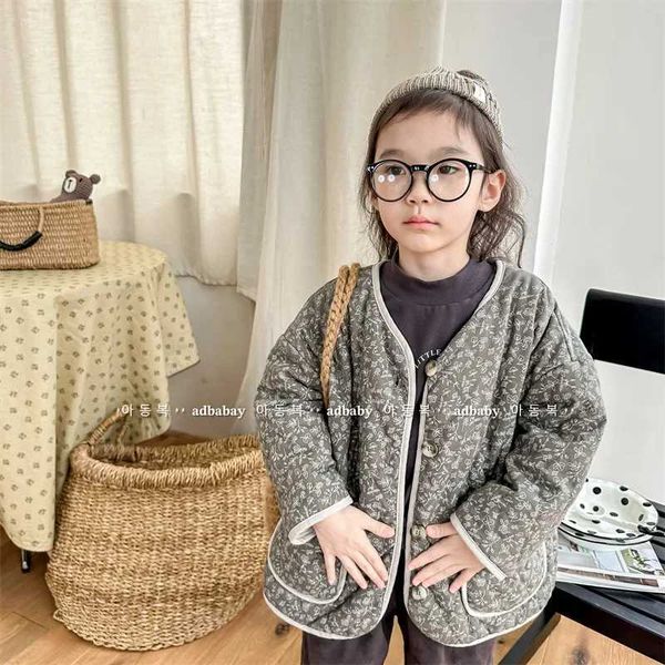 Parkas Childrens Clothing Autumn Winter Button Korean Washed Cotton Velvet Girls Coat 2023 Outerwear Print Sweet Warm Y240803
