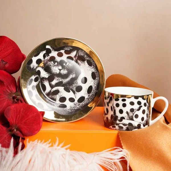 New gold-plated coffee cup creative cat ceramic tea cup high-quality retro ceramic cup and sauce Y240102