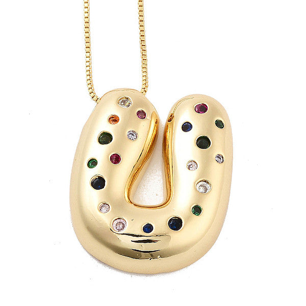 Collares colgantes con letras de circonita cúbica micropavé de latón