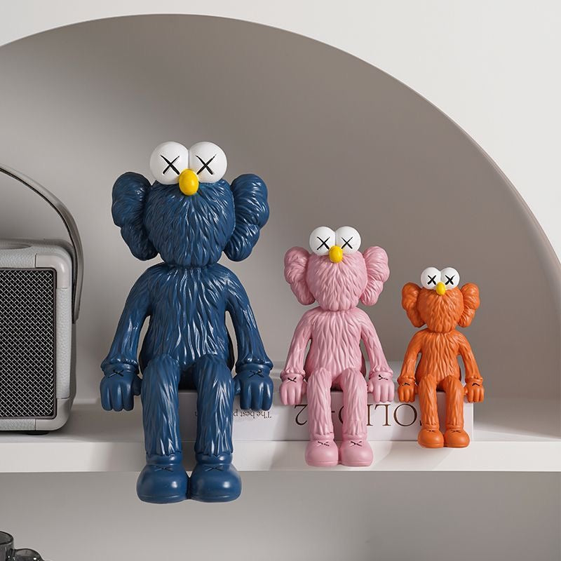 Violent Bear Sculpture Ornament Living Room Home Writing Desk Desk Press Book Piggy Bank Bar Sesame Street Hairy Bear Doll Bear