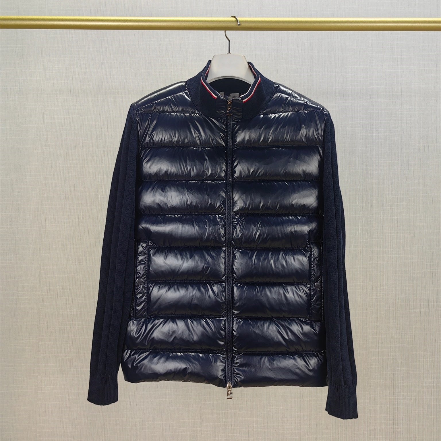 Luxury Designer Women Down Parkas Men&#039;s Embroidered Badge Stand Collar Knitted Splice Sweater Lightweight Down Jacket Sweater Casual Jacket Jac