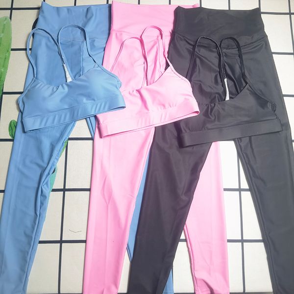 Mulheres Leggings de cintura alta Sports Bras Tanks Designer de luxo Ruosos de cores sólidas Ruos esportivos de ioga esportiva calças aperta