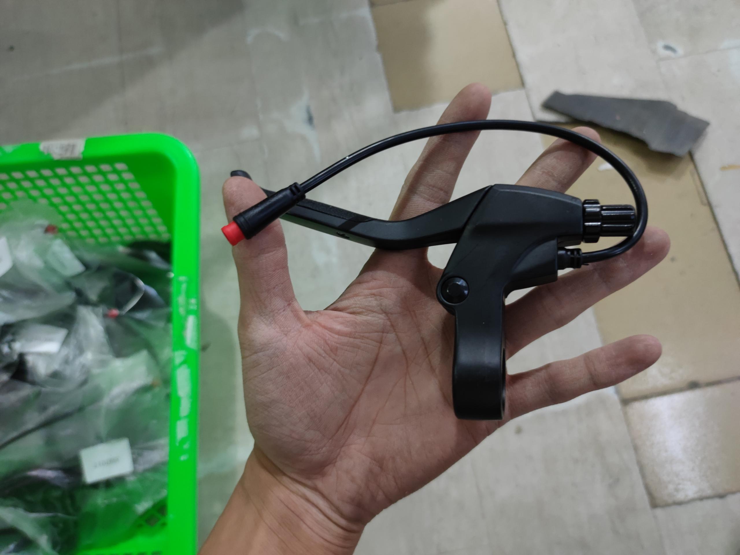 Left Brake handle  for Old Scooter iX4-T4