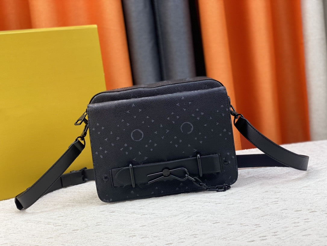 Briefcases Shoulder Bags Luggage Pocket Fashion Mirror Print Cross Body Rivet Metal Corner Bag Quality Monogramess Eclipse Canvas Hobo Wallet M45585