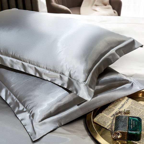 Hypoallergenic Luxury Queen Pillowcase Set Ultra-Soft & Durable Fabric for Effortless Maintenance