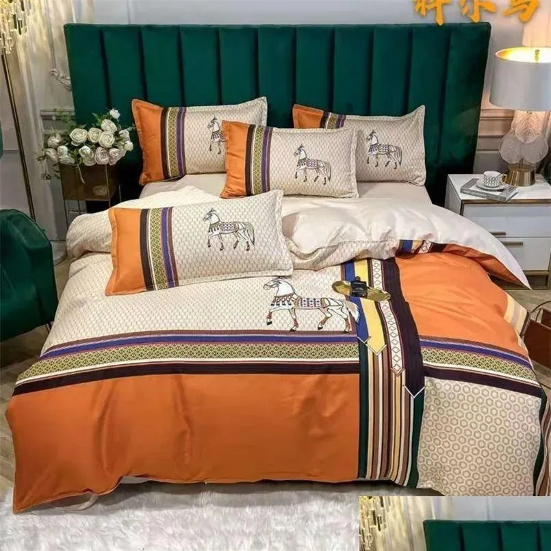 Bedding Sets 3Pcsset Luxury Plaid Set Bed Linen Cotton Duvet Er Pillowcase Bedspread On The Horse Sheet Fitted Drop Delivery Home Gard Ot3Mh