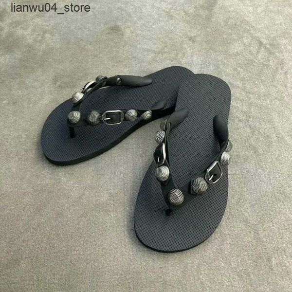 Sandals Sandals 2024 Summer Flat Ins Flip-flops Non-slip Breathable Beach Clip Feet Lovers Shoes H250107
