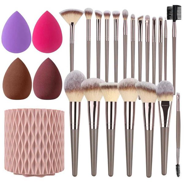 Professional 3-20 piece makeup brush set basic eye shadow powder blusher concealer kabuki mixed brush female beauty tool W241113