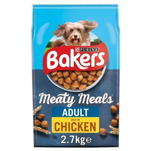 Bakers Meaty Meals Chicken Dog Food - 2.7kg