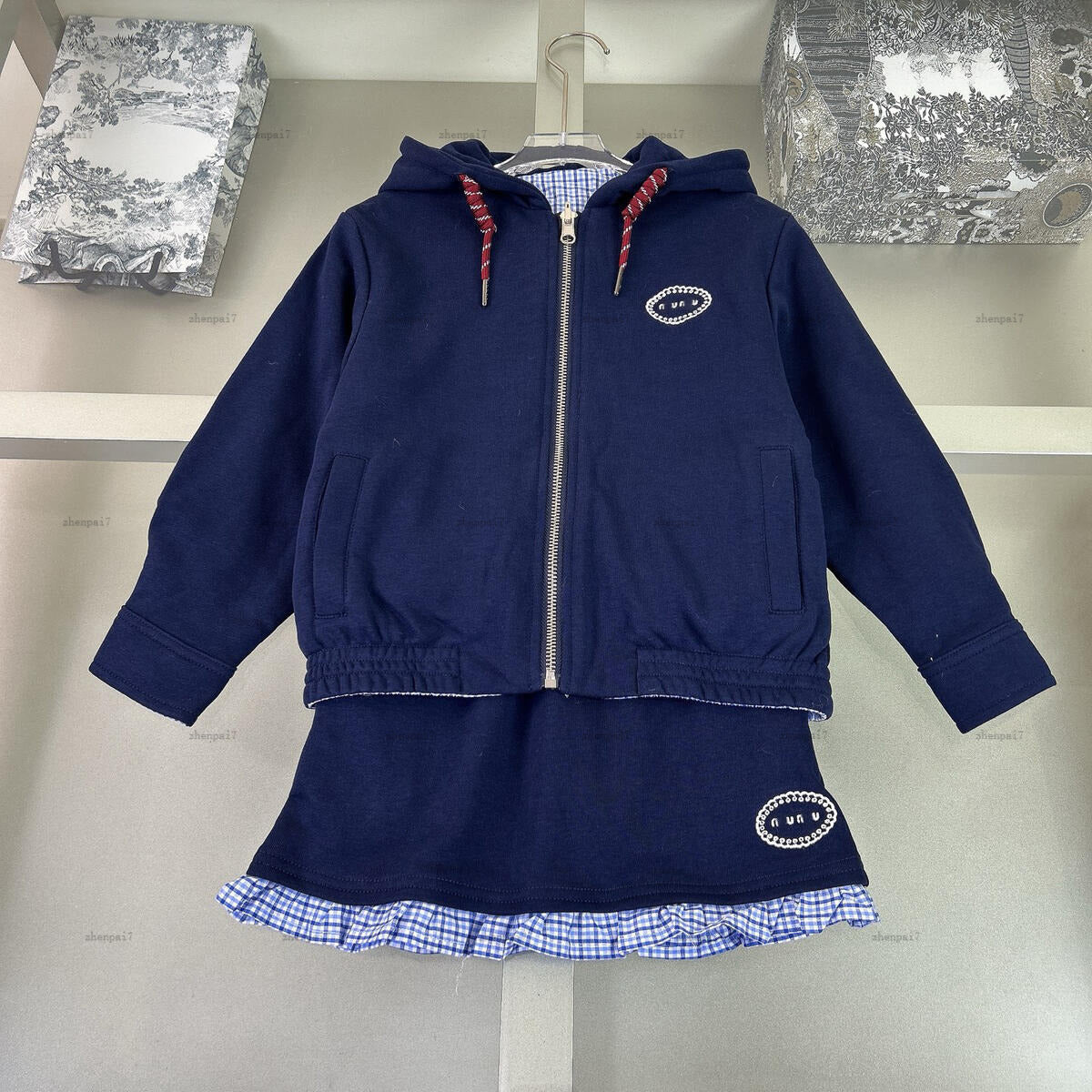 Top girls dress suit design baby overskirt kids designer clothes Autumn Hooded jacket skirts A079X03N033