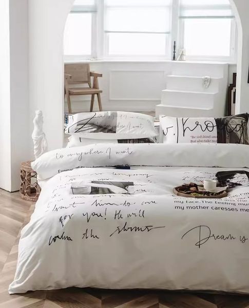 Bedding Designer bedding sets White 100 long staple advanced all-cotton quilt en pure cotton ins simple bed cap light four-piece set 2674