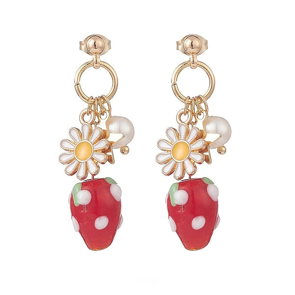 Boucles d'oreilles pendantes en perle naturelle et alliage d'émail fleur et fraise au chalumeau