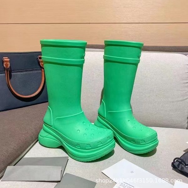 High end quality 2024 autumn and winter round toe thick sole height increasing hole rain boots waterproof and non slip sleeve knight boots l