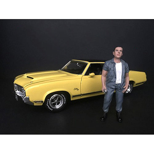 "Hanging Out II" Beto Figurine for 124 Scale Models by American Diorama