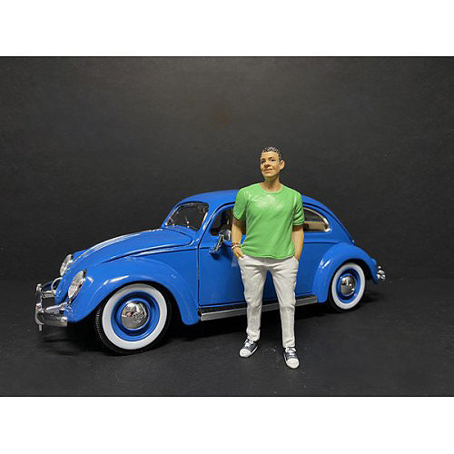 "Partygoers" Figurine IX for 118 Scale Models by American Diorama