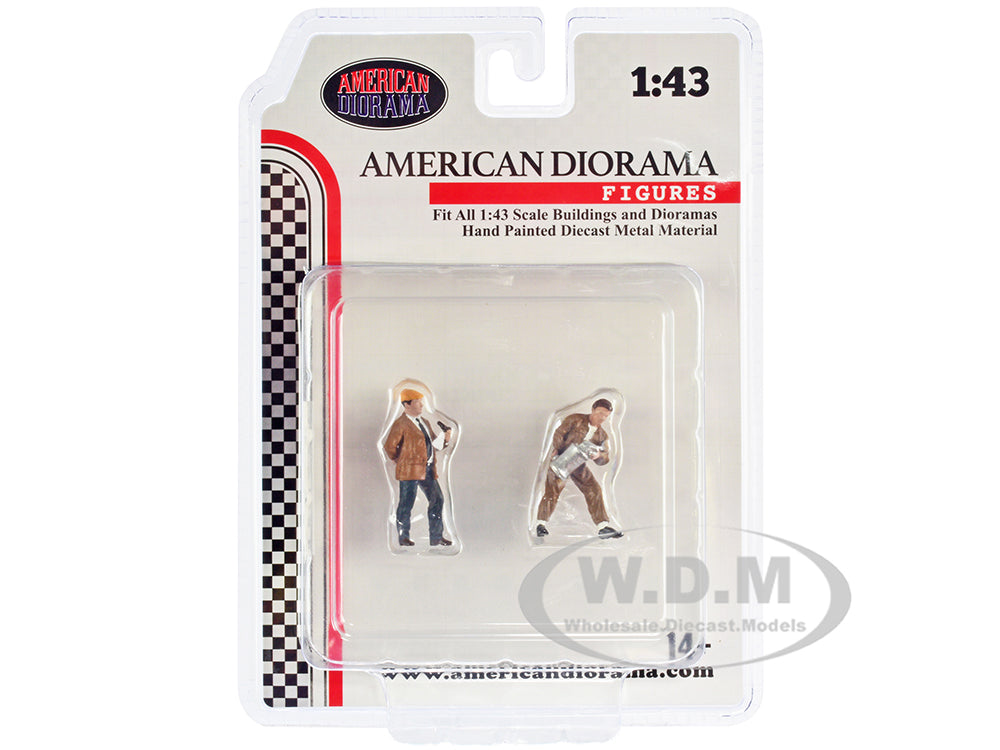 "Race Day" Two Diecast Figures Set 4 for 143 Scale Models by American Diorama