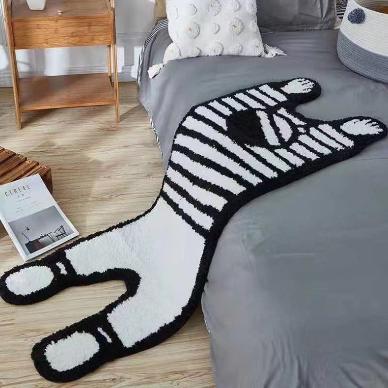Black and white checkered carpet, imitation cashmere, internet famous figure, bedroom bedside carpet, floating window floor mat, bed tail carpet